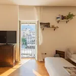Linda By Rent Apartament Como