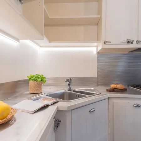 Linda By Rent Apartamento Como