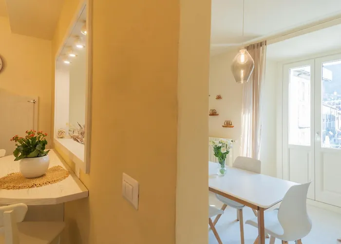 Linda By Rent Apartamento Como